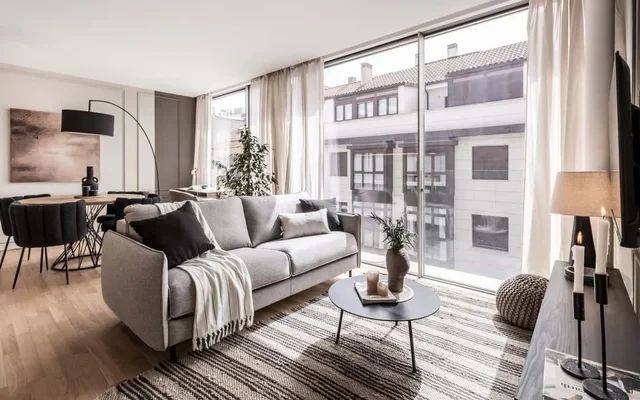 Sol - 1 bedroom, shared pool in Ciudad Jardin 1