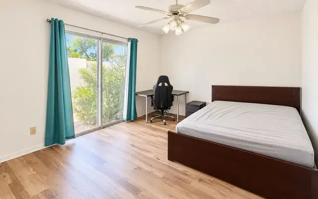 1320 E Palmdale Dr - Tempe student accommodation - 4b2b-room1
