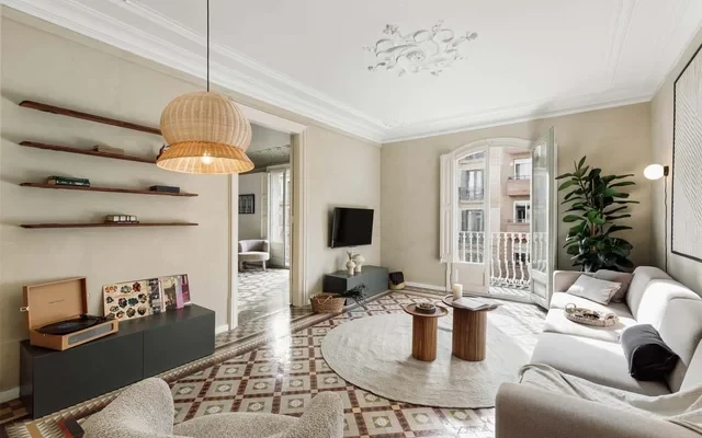 Sardana - 3 bedrooms and office in Eixample Dreta 0