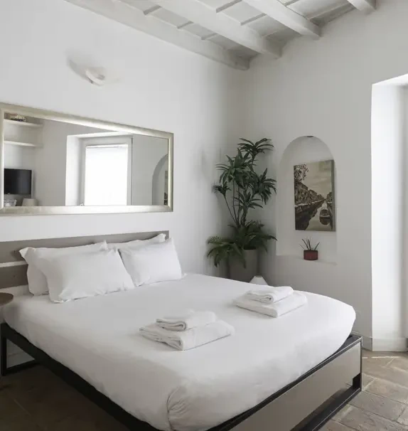 Milano Navigli, Canal View Studio Apt