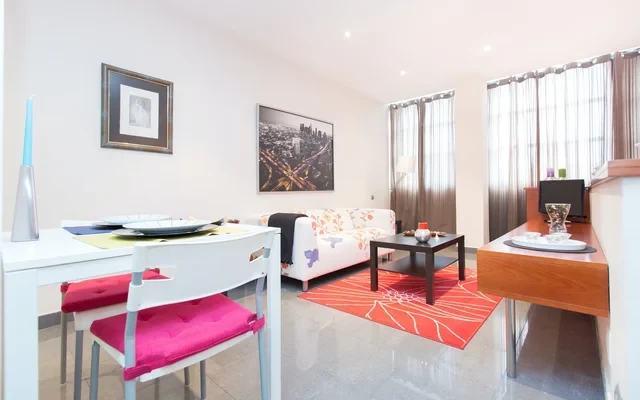Carrer de Torres i Amat 4 4