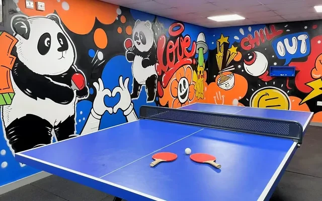 The Courtyard Block B - alojamiento para estudiantes en Huddersfield - mesa de ping pong