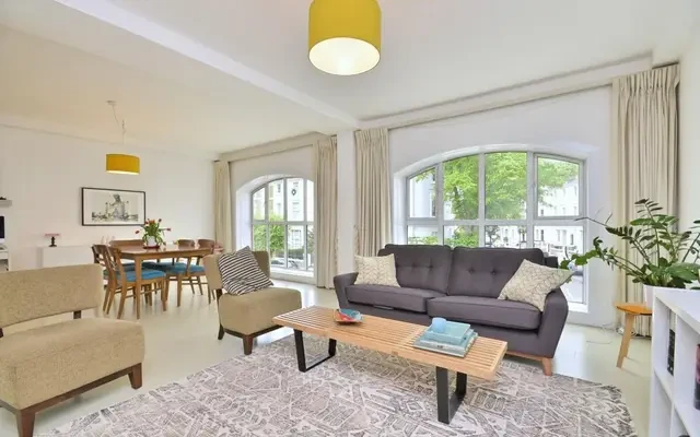 Gloucester Avenue, Primrose Hill, London, NW1 7BB 0