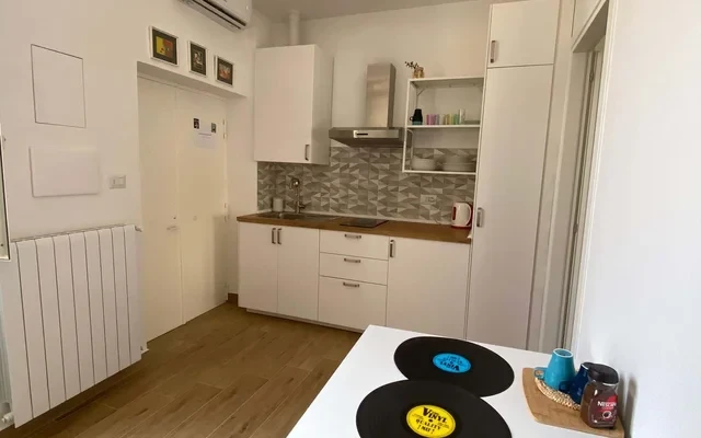 Appartamento in Vico Banchi Nuovi, Napoli 1
