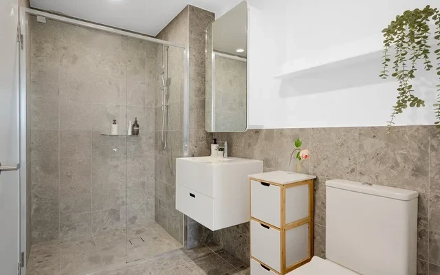 1 Corinna Street 2