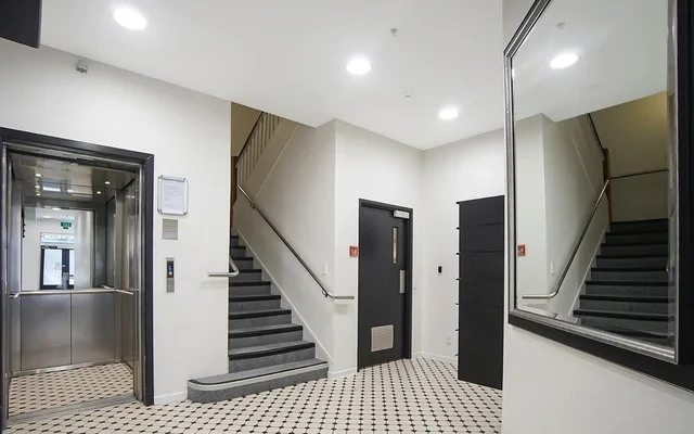 43 Anzac Avenue - Auckland student accommodation - Room-5 at 201
