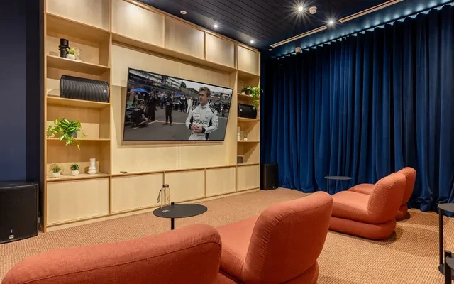 Lit Venti House – Studentenunterkunft in London – Kino