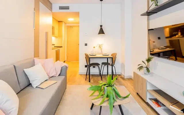 studio near Calle Beatriz Galindo 2