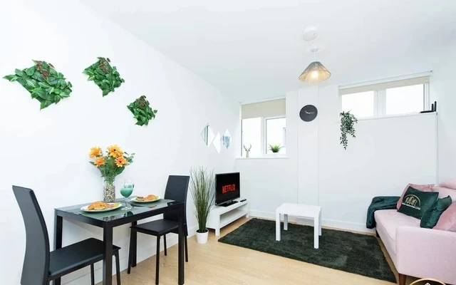 Persephone Apartment - The Goddess of Town 0