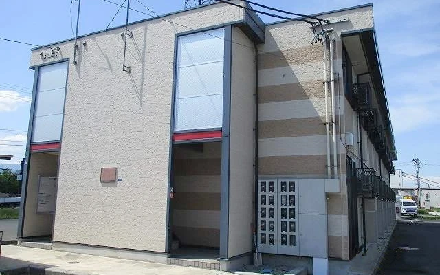 レオパレスサン - Murayama student accommodation