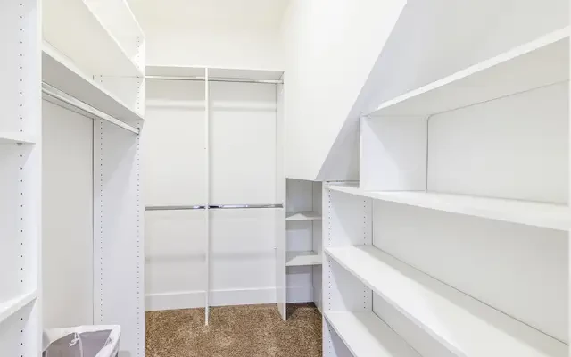 2BR Fully furnished Apartment on Hawthorn Ave Hollywood 2