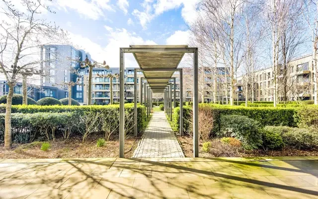 Westbourne Apartments, Fulham, SW6 1