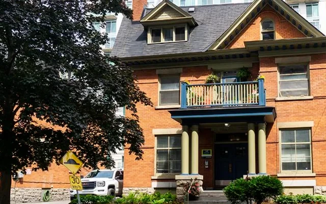 Elgin Street Apartments - résidence étudiante à Ottawa
