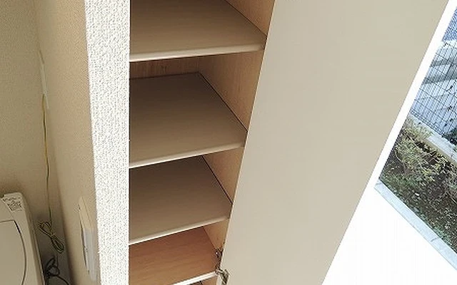 レオパレス中央 1