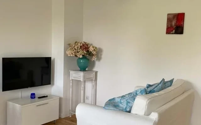 Gilliane - ruhig wohnen mit Balkon und zwei Schlafzimmern 4