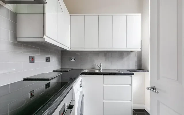LH-Warwick Road Studio 3