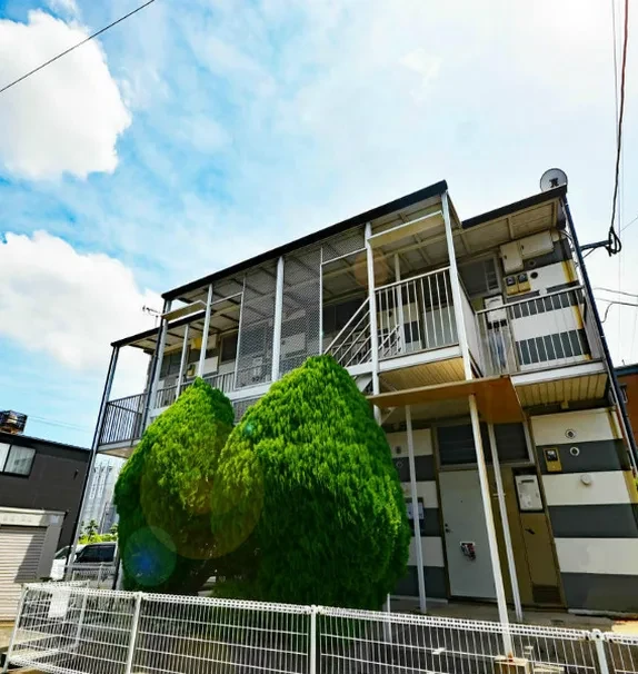 レオパレスパラッツォ