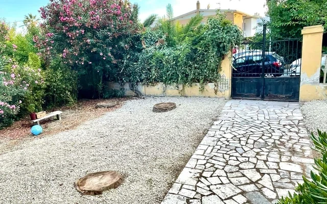 Apartment in Via Cavour, Santa Marinella for 130 m² with 4 bedrooms 2
