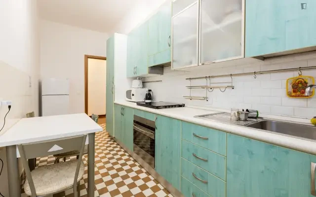 Welcoming double bedroom close to Università Roma TRE - Architettura 3