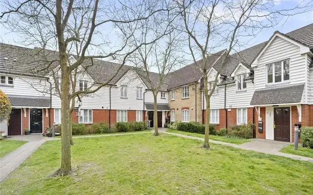 St James Gardens 24332# 0