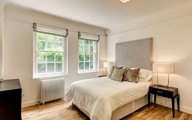 Fulham Road 13990# 2
