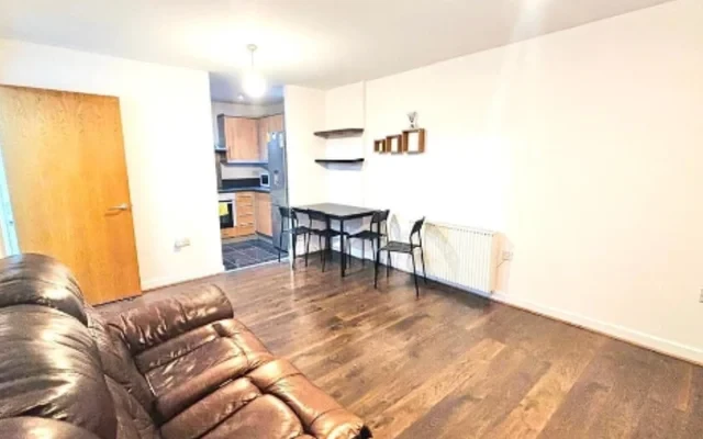 Hardwick House - London student accommodation - Single Room