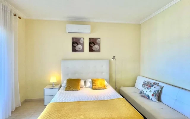 Studio with balcony in Praia da Rocha, Portimao 1