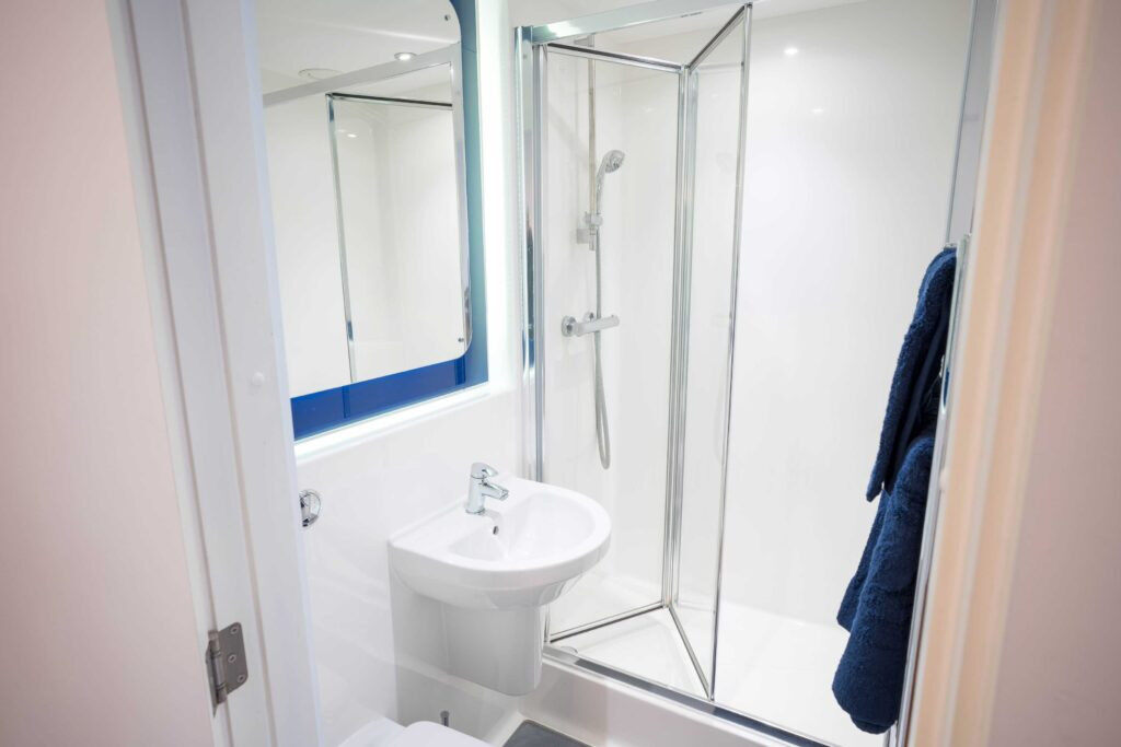 uhomes.com | Student Accommodation, Housing, Flats, Apartments for Rent