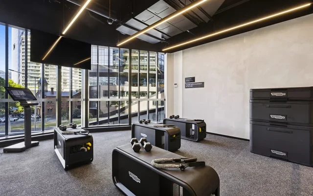 West Tower, Melbourne Quarter - 멜버른 학생 숙소