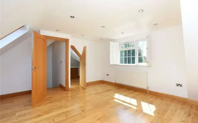 Ridge Hill 3