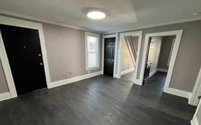 1017 Willis Avenue 4