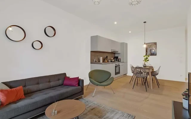Fully furnished 2 room luxurious flat in Prenzlauerberg with Balcony 1