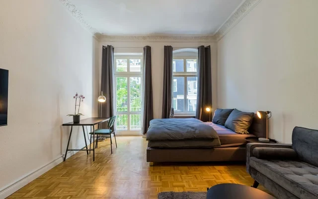 Greifenhagener Strasse 1