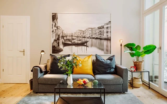 3-Zimmer Altbau Charme im Zentrum vom Prenzlauer Berg (Berlin) 2