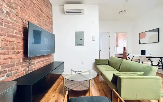 551 Gates Avenue, Brooklyn 2