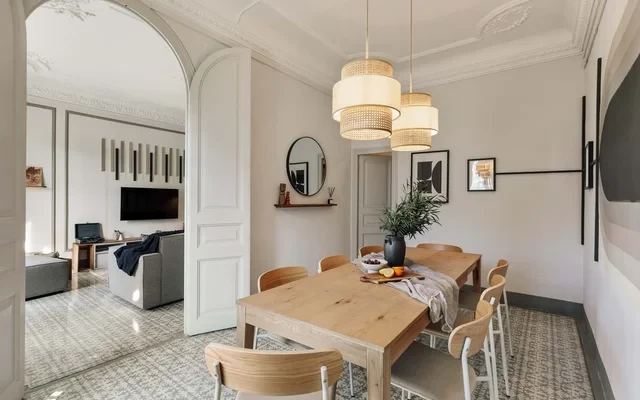 Kaftan - 5 bedrooms and balcony in Eixample Dreta 2