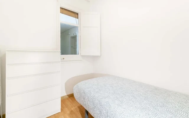 Carrer de Corsega 581, planta 3, puerta 4 3