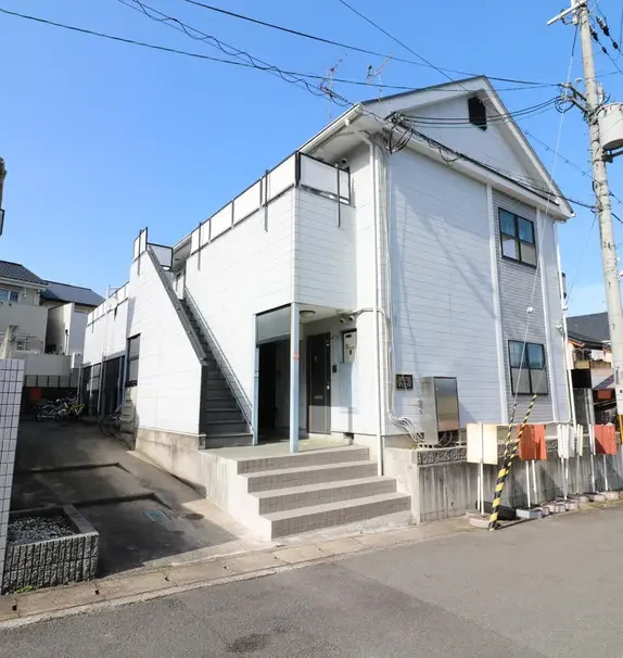 レオパレスドルフィン