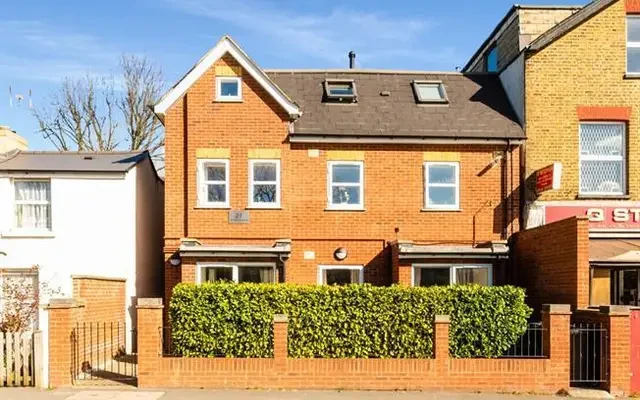 Lodge Lane, Finchley, London, N12 8GA 0