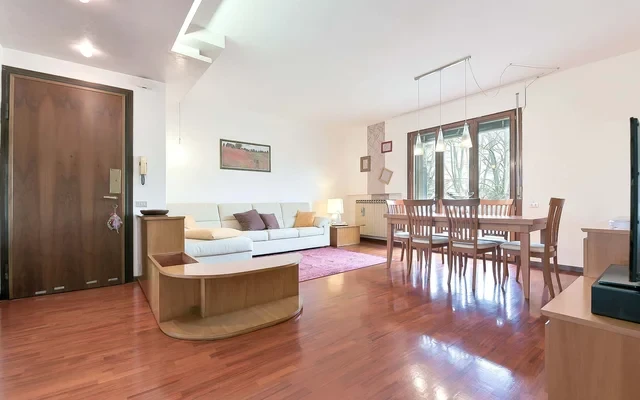 Apartment in Via Indri, Venezia for 128 m² with 2 bedrooms 4