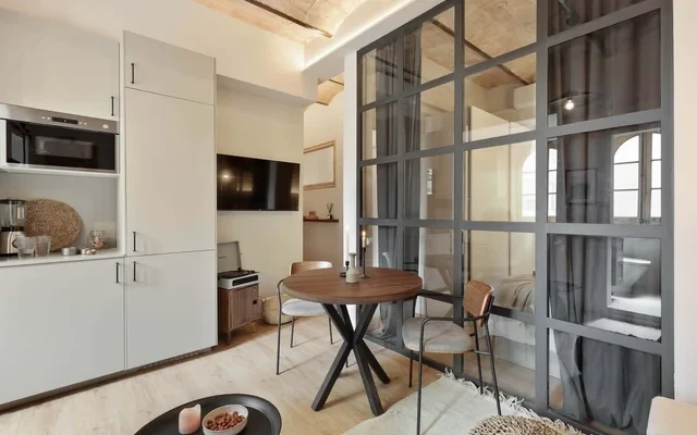 Aleu - 2 bedrooms and balcony in Sagrada Familia 2