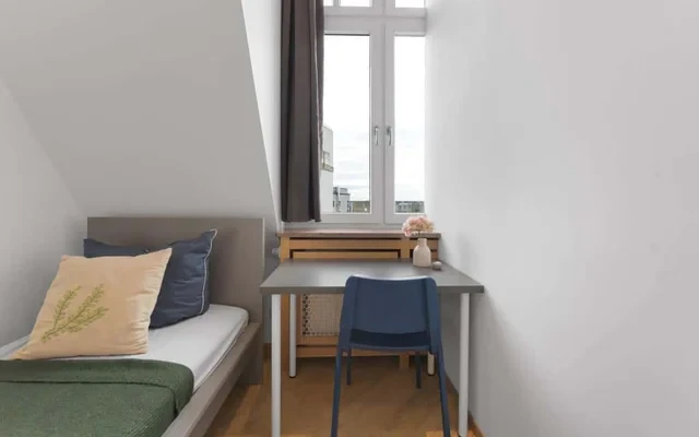 Heerstrasse 2 4