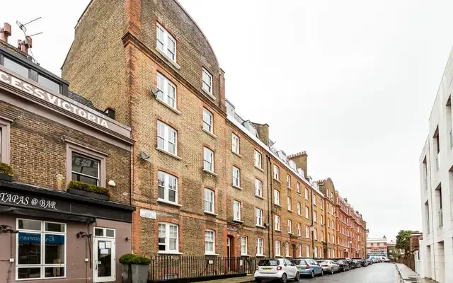 Pater Street 11985# 0