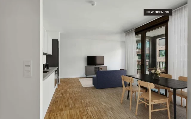Lisa-Fittko-Strasse 5DE-01-489-204 2