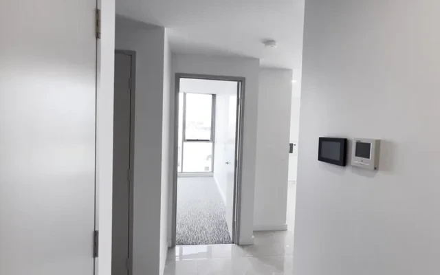 96 Epsom Ave - Sydney student accommodation - Master room-930