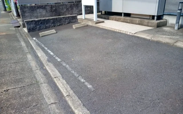 レオパレス和 4