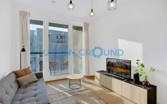 Fully furnished 2 room luxurious flat in Prenzlauerberg with Balcony 1