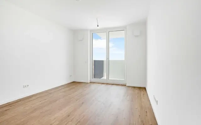 Unfurnished studio in residential Herzeberge 2