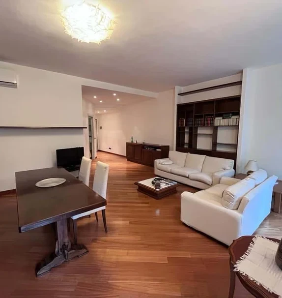 Trilocale - Via Lecco Monza