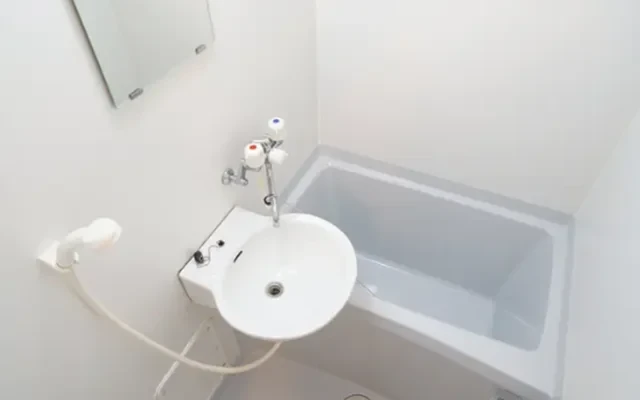 レオパレスエステート 1